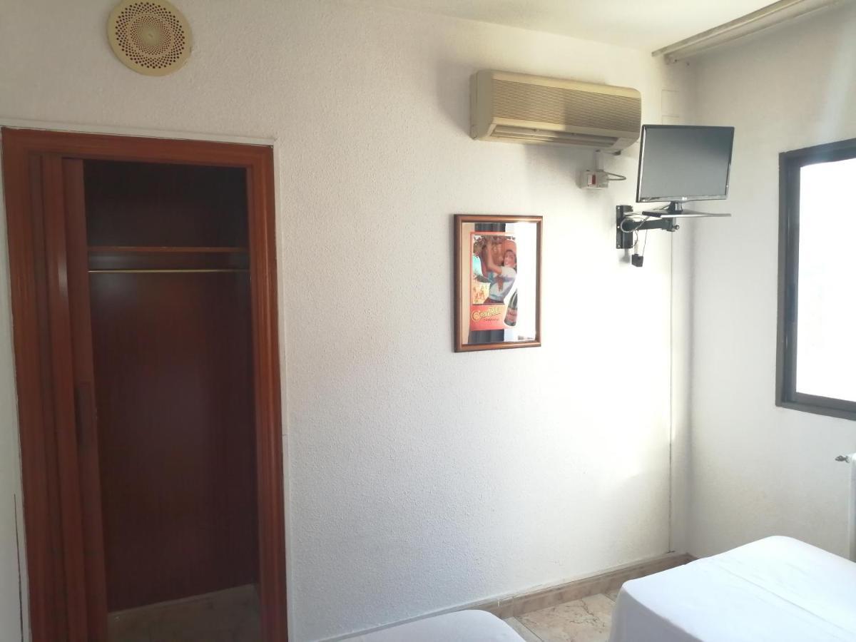 Hostal Jaime I Huesca Ngoại thất bức ảnh