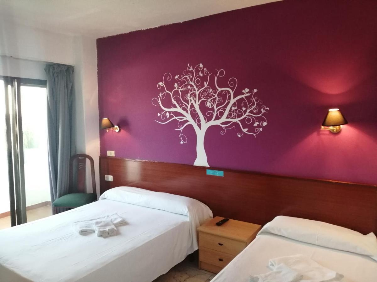 Hostal Jaime I Huesca Ngoại thất bức ảnh