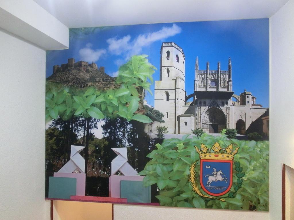 Hostal Jaime I Huesca Ngoại thất bức ảnh