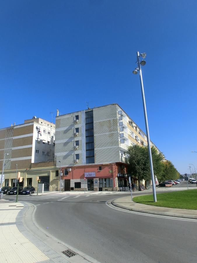 Hostal Jaime I Huesca Ngoại thất bức ảnh