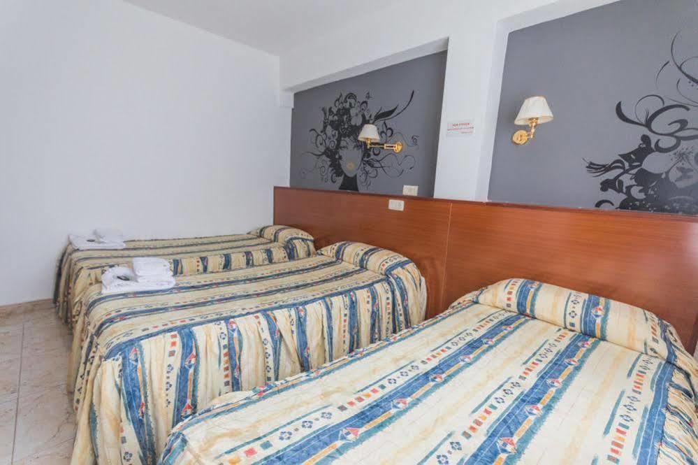 Hostal Jaime I Huesca Ngoại thất bức ảnh