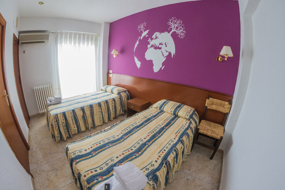 Hostal Jaime I Huesca Ngoại thất bức ảnh