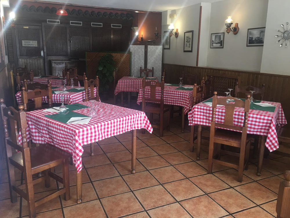 Hostal Jaime I Huesca Ngoại thất bức ảnh