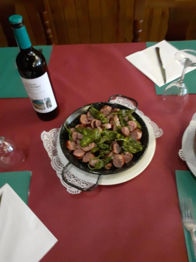 Hostal Jaime I Huesca Ngoại thất bức ảnh